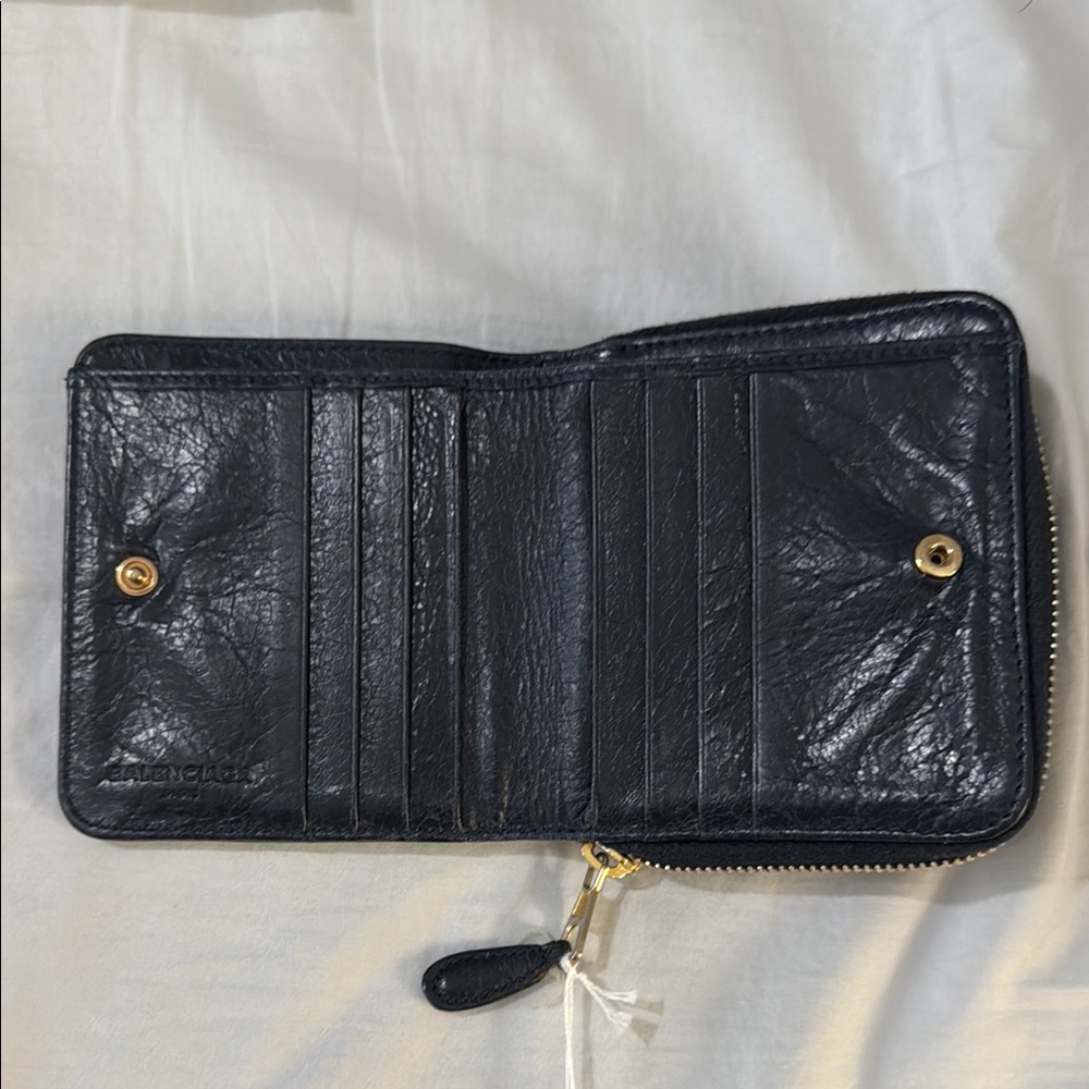 Balenciaga Black Leather Pouch with Gold Accents - Picture 4 of 4